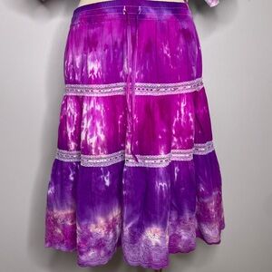 Purple and Pink tie-dye tiered skirt with lace and ribbon detail size large Soho